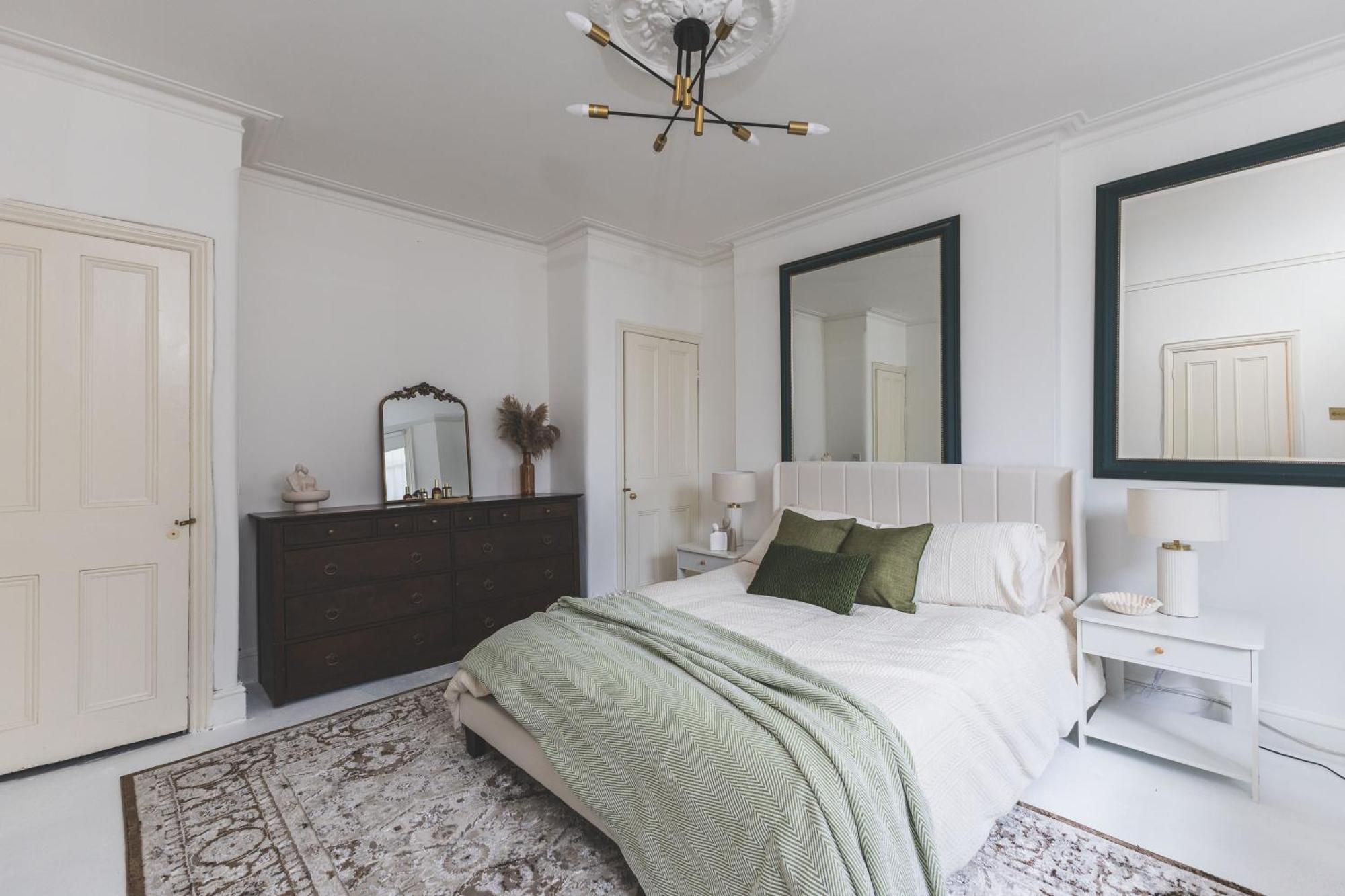 Apartamento Sleeps 6! Couple & Family Friendly, 4 Mins To Station!